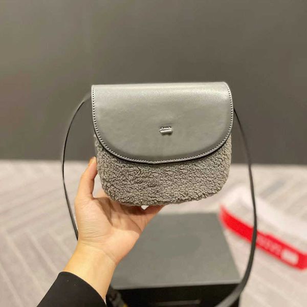 

y designer cross body women fur shoulder bags wallet handbags solid color handbag cowhide purse female phone bags 221019