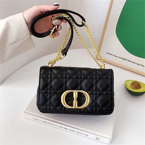 

10% off 2023 designer bag trendy trendy niche summer women's one messenger high sense versatile lingge chain