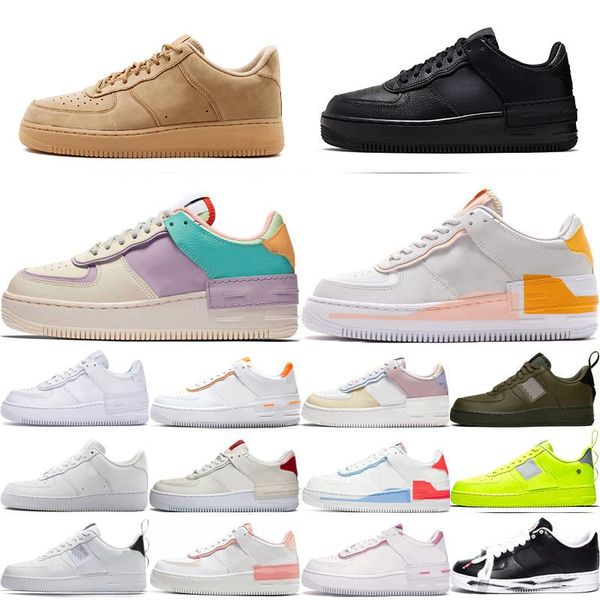 

2022 quality new est mans casual shoes fashion the low high white running shoe all white black triple mens outdoor trainers sneakers