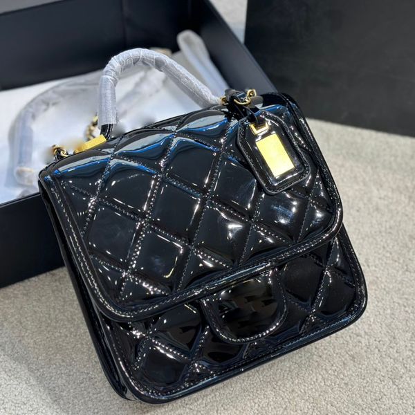 

22k womens vintage patent leather flap designer totes bag caviar quilted gold hardware chain with handle crossbody shoulder handbags french