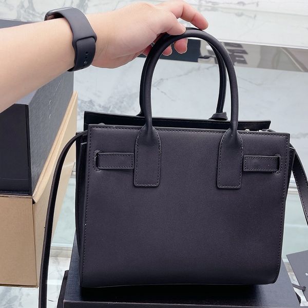 

tote bags handbag crossbody shoulder women wallets crocodile grain with lock dust bag black cross body designer bag sac de jour 26cm 22 cm