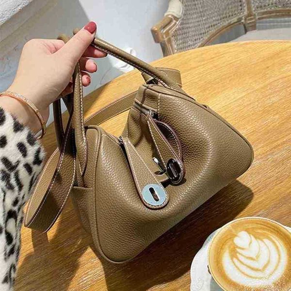 

designer h bags classic lindys autumn winter 2022 versatile cowhide doctor leather woman shoulder hand pillow medicine