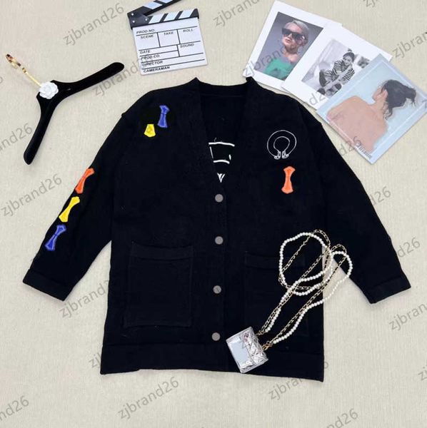 

cardigans designer sweater womens single button v-neck classic design knitted cardigas colorful logo embroidery decoration knitwear women cl, White;black