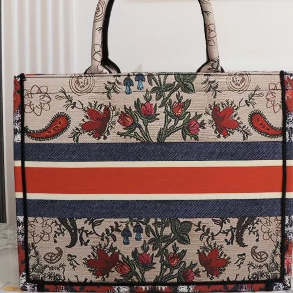 

2022 brand embroidery luxury tote bags women's shopping bags fashion handbag ladies designer bag v42