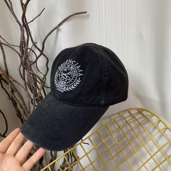 

couple designer baseball cap fashion pure cotton used wash embroidery casquette, Blue;gray