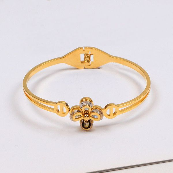 

luxury designer bracelet four leaf flower bracelets diamond titanium steel bangle fashion 18k gold women girls couple holiday birthday party, Black