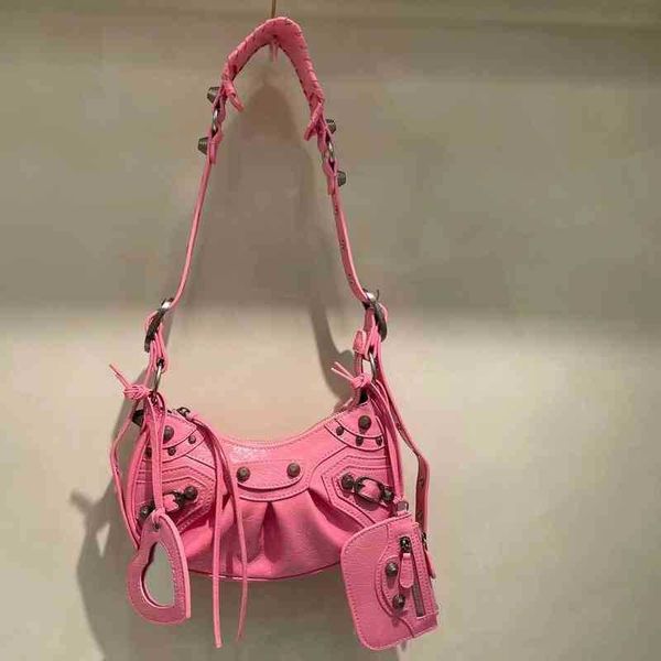 

luxurious balenicagas bag folding crescent bag three rivet locomotive oil waxed leather underarm female diagonal span u8ty balencaigaity