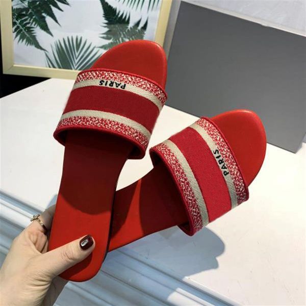 

2020 paris designer scuffs womens slipper summer sandals beach slide slippers girls flip flops loafers vintage embroidered floral 204p, Black