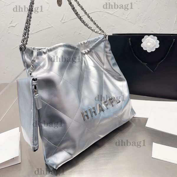 

vintage 22 women luxury designer totu garbage bag diamond lattice quilting seam rare genuine cowhide leather gold chains shoulder atmosphere