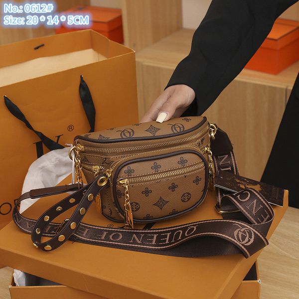 

wholesale ladies shoulder bags 3 colors everyday joker multi-layer messenger bag simple retro printed handbag street trend geometric mobile