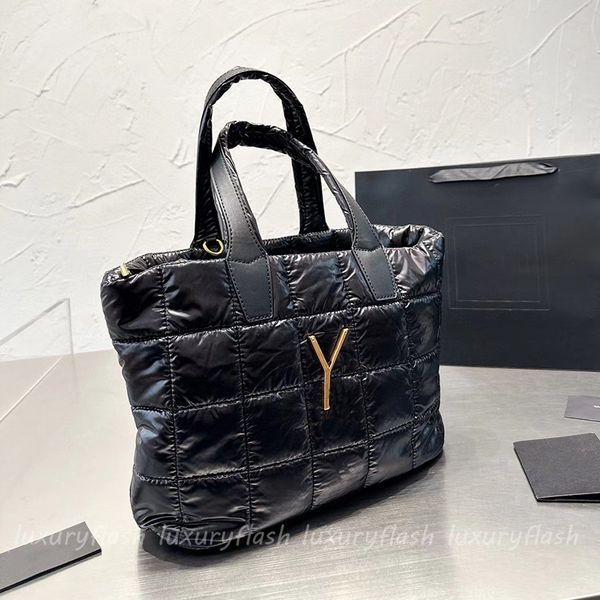 

fashion women totes handbags plush 2023 new winter cotton feather fabric winter warm package designer ladies handbag bags with letters