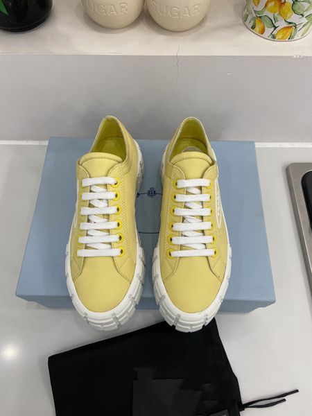 

2023 casual shoes women low canvas thick bottom sneaker black white woman sneakers 444