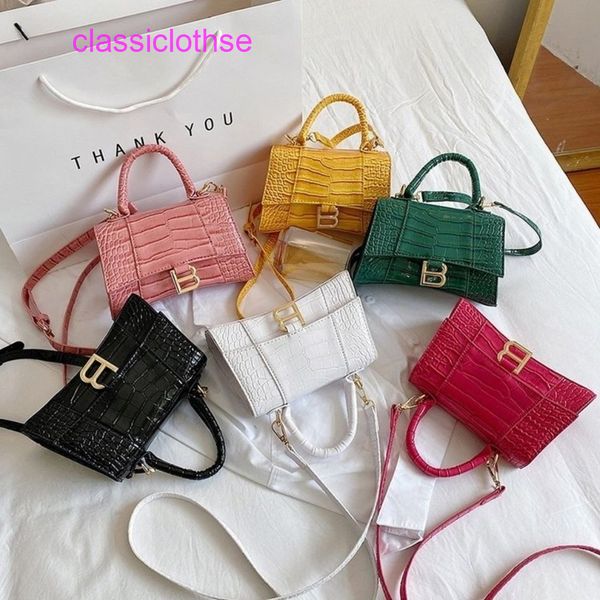 

designer balencigas hourglass bags price spring and summer 2022 new one shoulder crossbody handheld women's fashion korean mini little