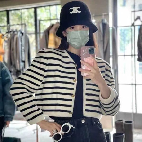

celins hat women's fashion brand letter knitted autumn and winter arc de triomphe leisure fisherman have logo, Blue;gray
