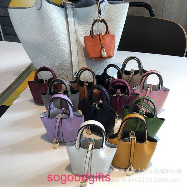 

designer herme bags women's picotin lock handbags tote bag mini food basket bag pendant pu leather car key chain female creative mini b