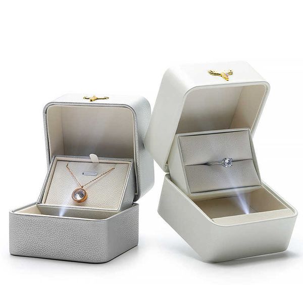 

jewelry boxes luxury high-grade pu leather led light ring pendant wedding engagement gift new design l221021, Black;white