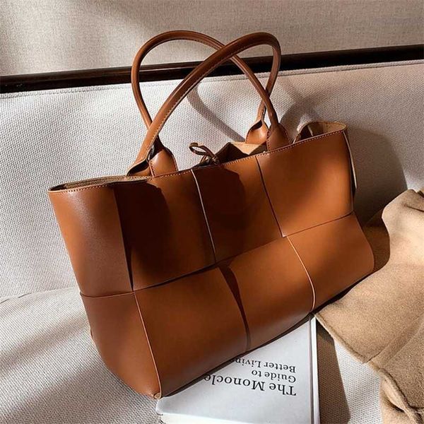 

2022 luxury designer handbag womenlarge weave tote bag fashion high-quality female pu leather shoulder bags high capacity