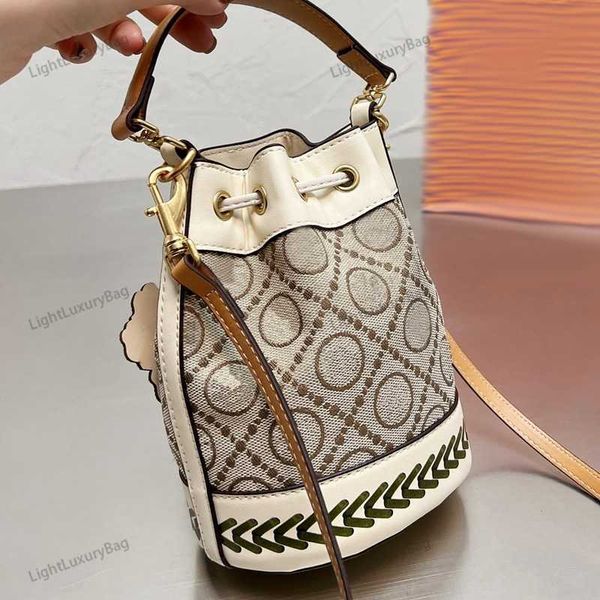 

designer luxury women the tote bag fashion versatile handbags shoulder crossbody bags purse tories totes large capacity saddle wallets 7a pm