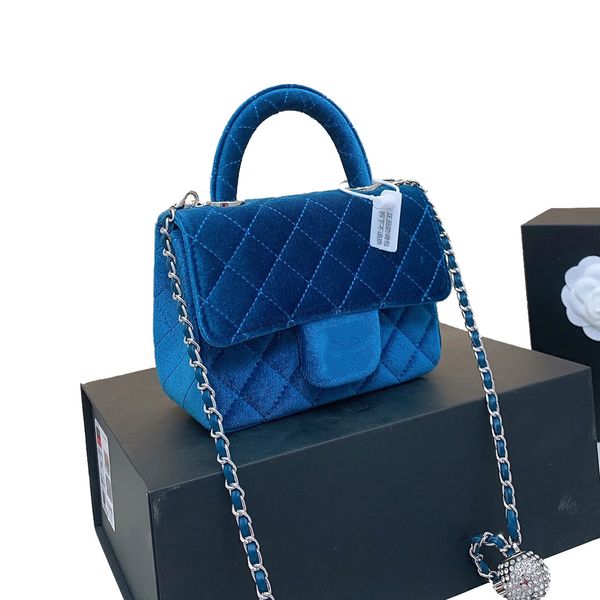 

classic quilted matelasse mini flap shoulder bags handbags france brand sheepskin pattern gold hardware chain crossbody bag luxury designer
