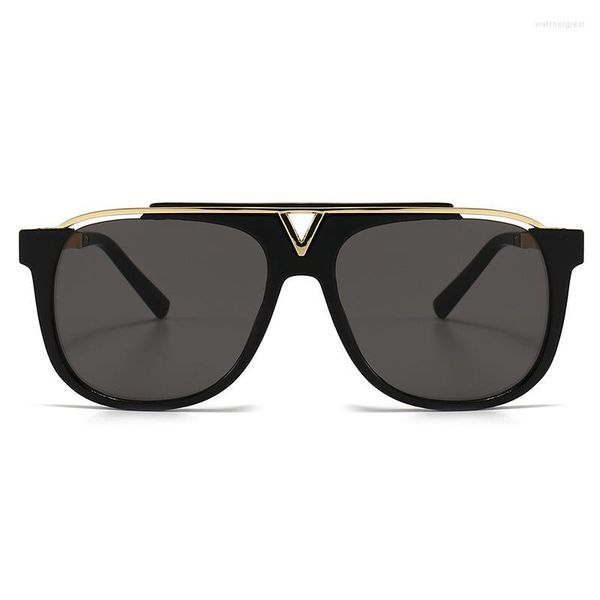 

Designer for Sunglasses Letter V Large Frame Cutout Women Men Design Fashion Vintage Classic Male Ladies Driving Travel Street Glasses