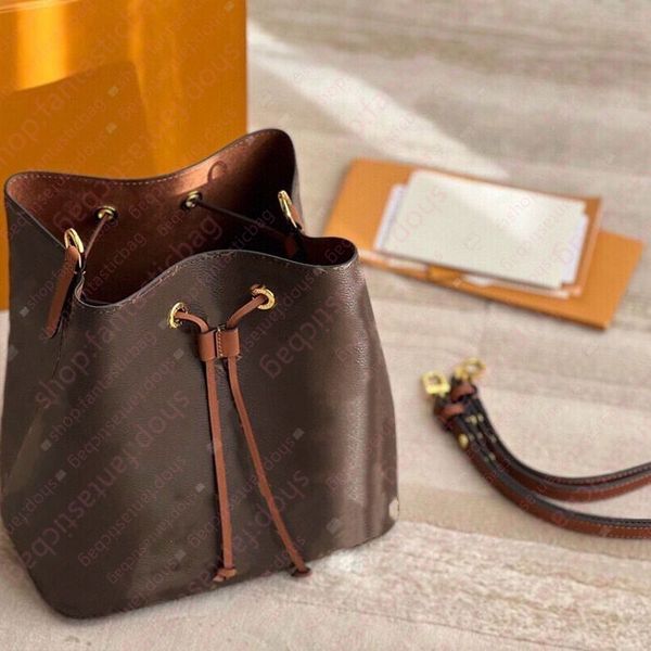 

the fashion designer women handbag clutch bag luxury genuine leather hobo crossbody shoulder chain presbyopic satchel drawstring bucket
