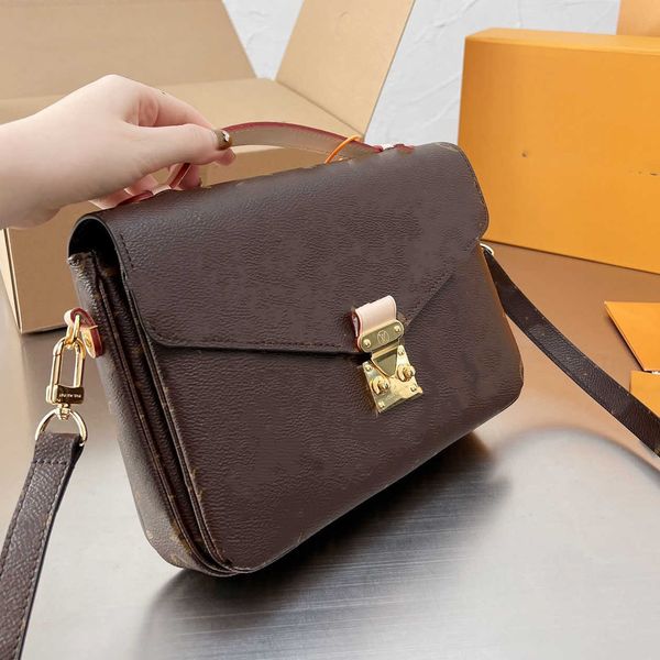 

2022 new luxury womens tote bags designer shopping bag european and american g classic retro large capacity handbags fashion com