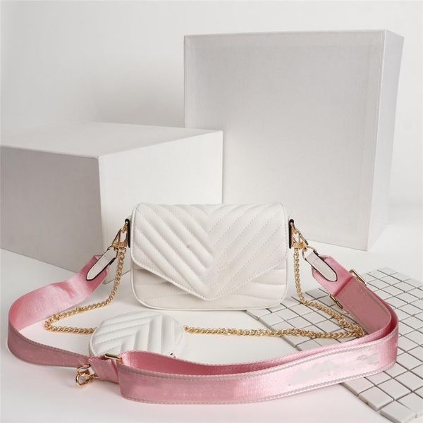 

designer luxury handbag woman bag large capacity women fitness handbags fashion shoulder messenger luxurys designers luggage bags 215m