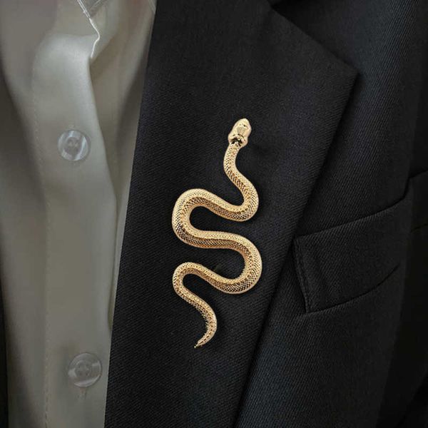 

pins brooches gold color snake women men la luxury metal animal brooch party casual fashion jewelry gifts l221024, Gray
