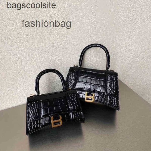 

designer portable balencaigass bag fashion classic hourglass crocodile bags one shoulder handbags gkqs
