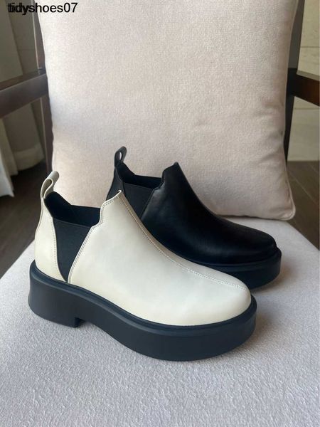 

high end the row new thick soled bare leather round toe short chelsea sponge high soled martin boots soft and light, Black