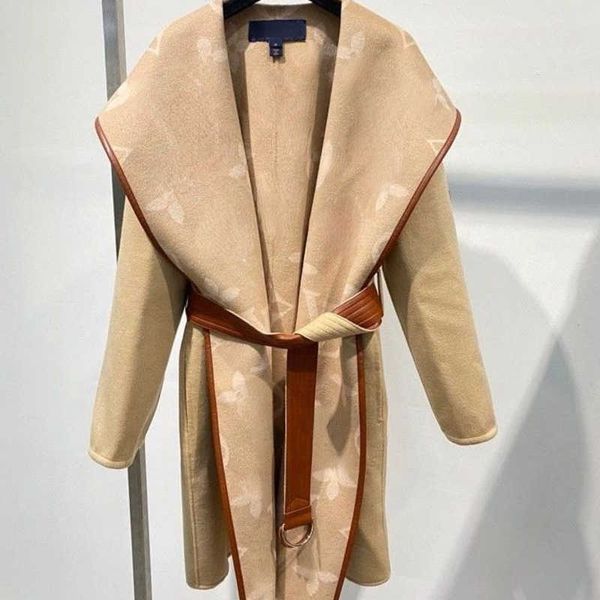 

luxury women woolen coat v designer jacket wool embroidery hooded coats winter warm long jackets womens windbreaker 005, Black