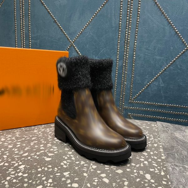 

designer women roman stud calfskin combat boots lady fashion ankle boot leather rivet winter flat sneakers size eur 35-40 -l021, Black