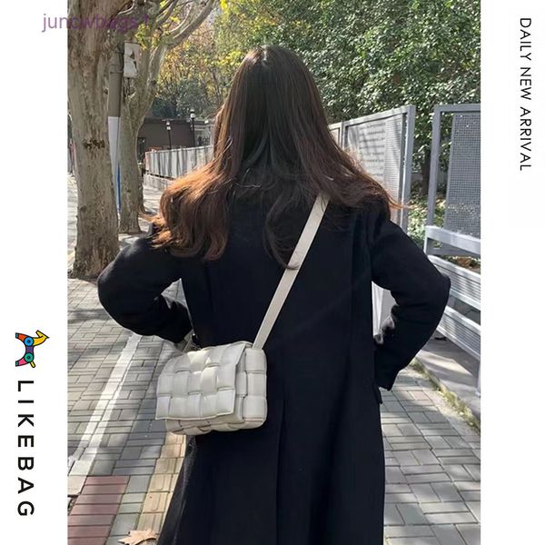 

cassette outdoor sports designer venetas bottegas bagsbags pillow high fashion woven shoulder messenger