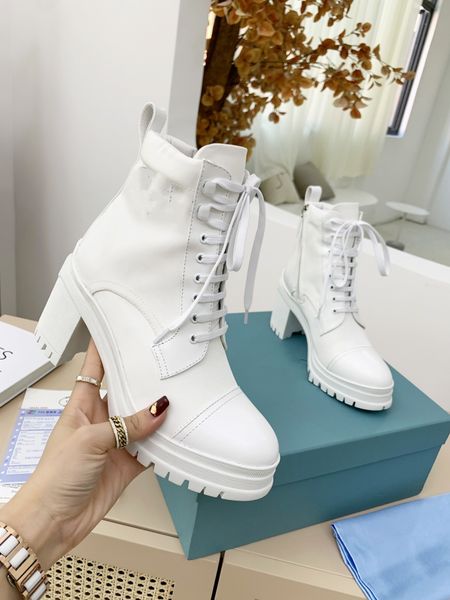 

padded ski boot cold weather shoes winter warm quilted nylon ankle snow boots luxury designer fashion eiderdown non slip half booties women&, Black