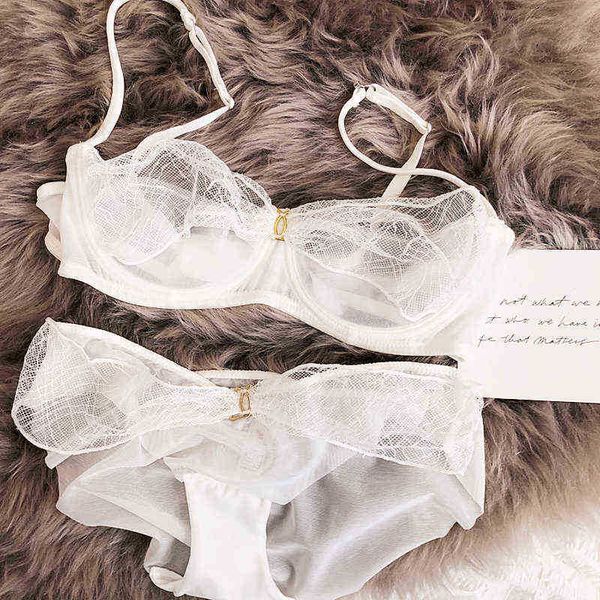 

bras sets transparent mesh lace half cup lingerie with underpants set ultra-thin gather bra briefs set underwire wedding underwear t220907, Red;black