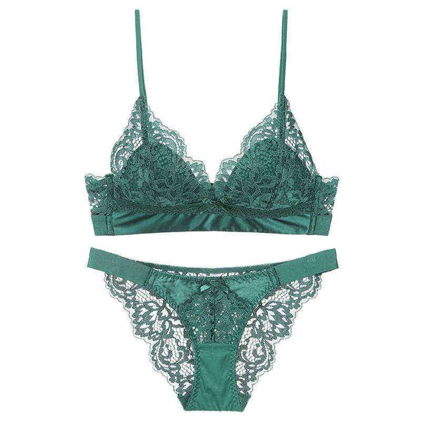 

bras sets lingerie for women wireless bra with triangle cup comfortable bra and panties set t220907, Red;black