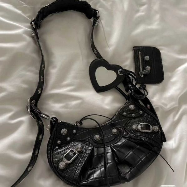 

designer luxury womens bag balencigas handbag b-shaped paris single shoulder messenger fashion square gift shoulder oblique span versatile h