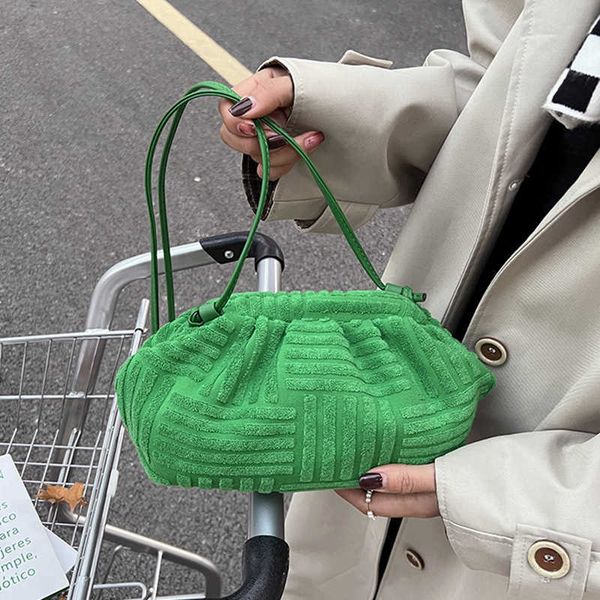 

shoulder bags brand green towel fabric women single-shoulder fashion plaeted cloud ladies casual handbag female messenger 221024