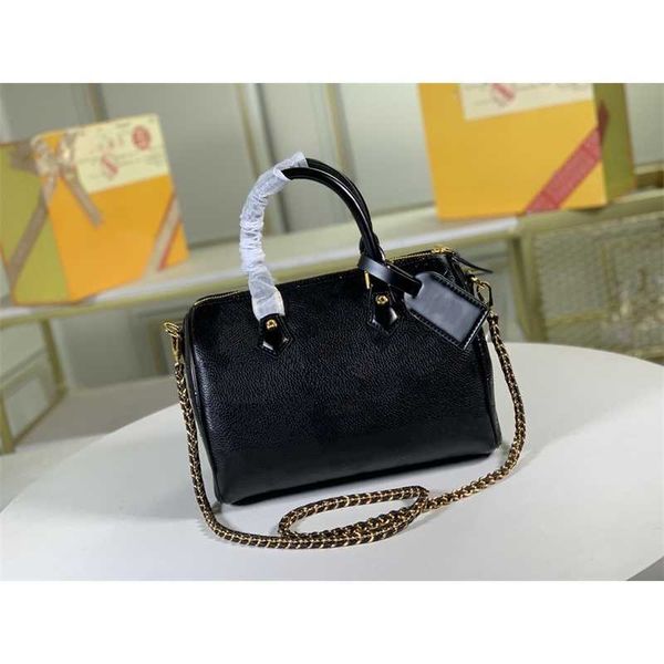 

luxurys designers bags messenger bag men women totes fashion vintage printing letter shoulder classic crossbody 57111