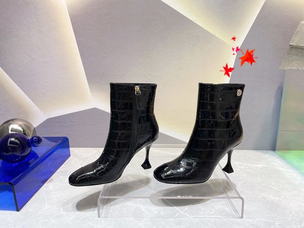 

2023 winter warm ankle snow boot martin australia booties lady boots cowboy bottes chaussons shoes women big size 35--40 with opp bag eur 35, Black