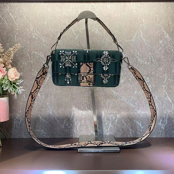 

baguette bag handbags purse fashion women shoulder bags canvas printing rhinestone embroidery decorate classic old flower cell phone purse c