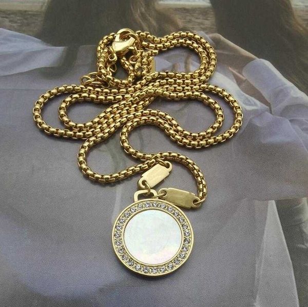 

designers branded couple necklace fashion luxuries circle pendant necklaces men women necklace fashions personality clavicle chain jewellery, Silver