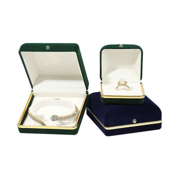 

jewelry boxes custom gold edge flannel storage ring necklace bracelet pendant fashion packaging l221021, Black;white