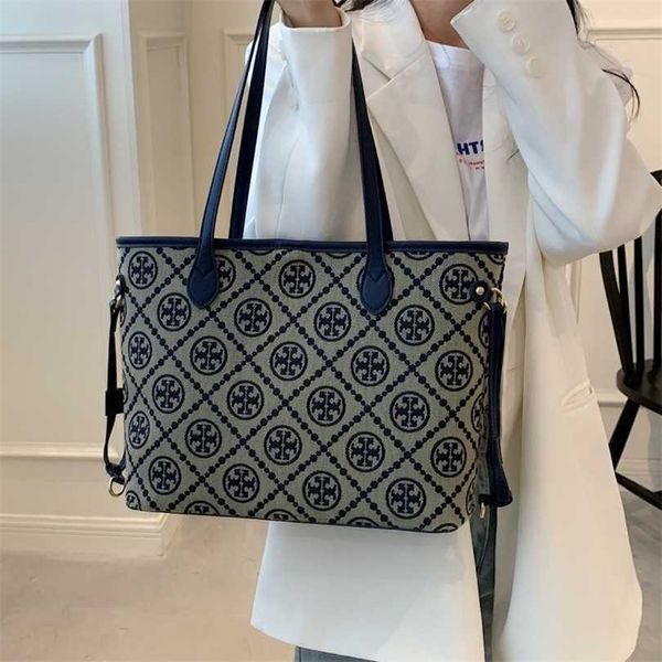 

70% off 2023 designer bag printed portable tote hand mother capacity student