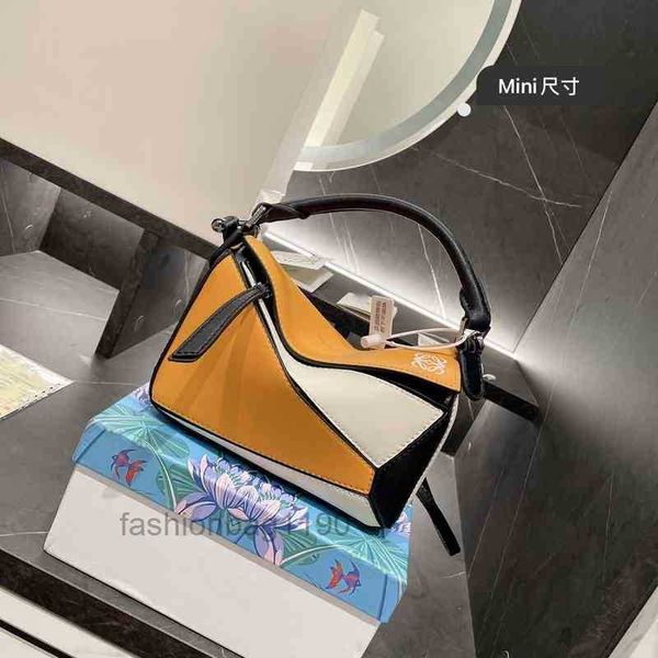 

bag designer women loewss 2022 shoulder handbags cow leather geometric portable single high-capacity brand mini j2fiphz