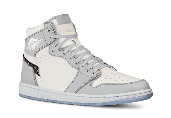 

og high authentic 1 low outdoor shoes man women 1s wolf grey sail pn dust white with original box cn8608-002 dust bag cn8607-002