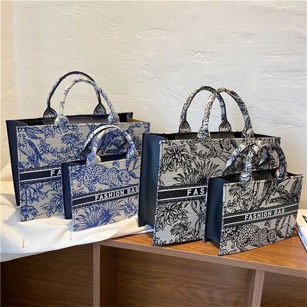 

factory online sales 70% off shoulder bags trendy women's printed business portable tote