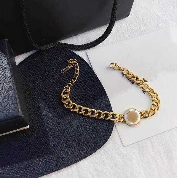 

designers luxury bracelet women jewelry gold letter fashion fritillaria simplicity womens temperament bracelet memorial day, Golden;silver