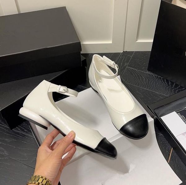 

Designer Mary Jane shoes women's new corduroy Splice round heads stitching Female fashion tie-in Ladies Flat Designer Shoe Black white ballet shoes