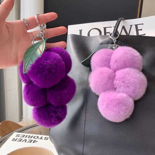 

keychains lovely grape pom poms fluffy pompoms keychain rex rabbit fur keyring car key chain pendant accessories g221026, Silver